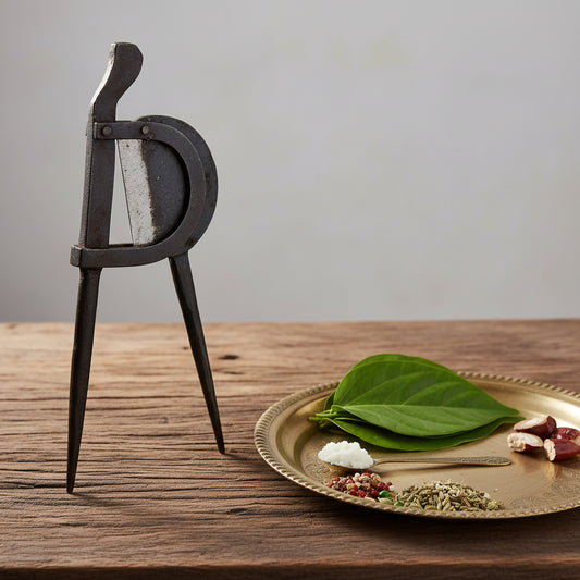 Traditional Sopari Cutter ((Sorota)