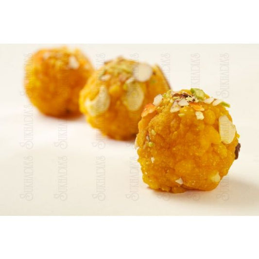 Fresh Besan Laddoo